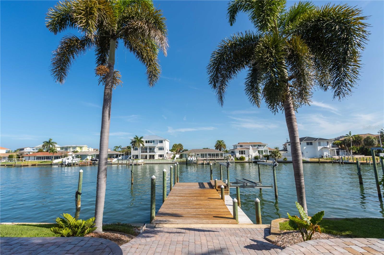 440 Palm Is, Clearwater Beach, FL 33767 photo