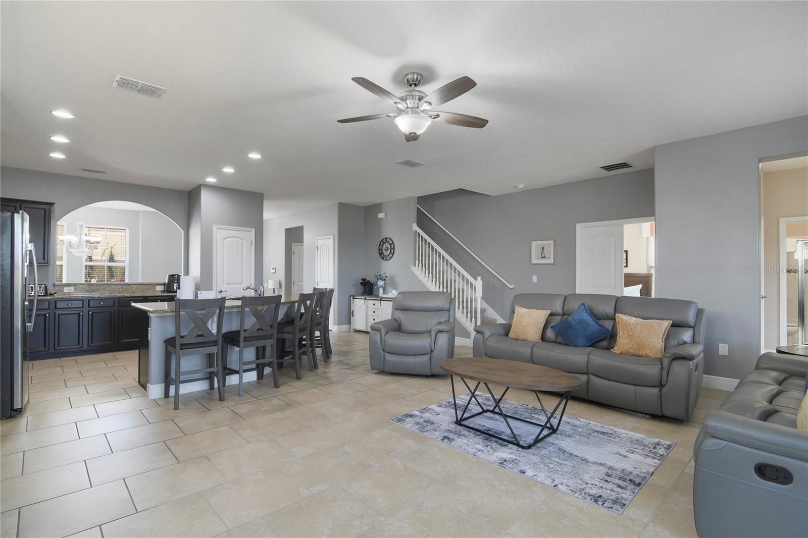 4115 Oaktree Dr, Davenport, FL 33837 photo