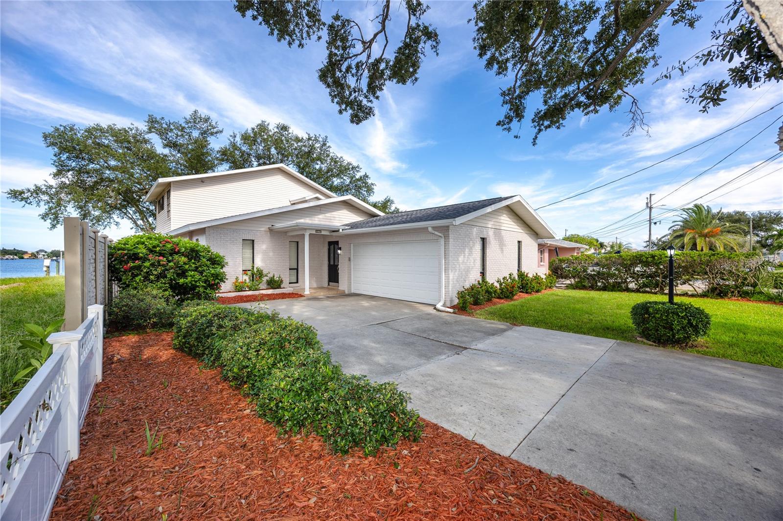 517 20 Ave, Indian Rocks Beach, FL 33785 photo