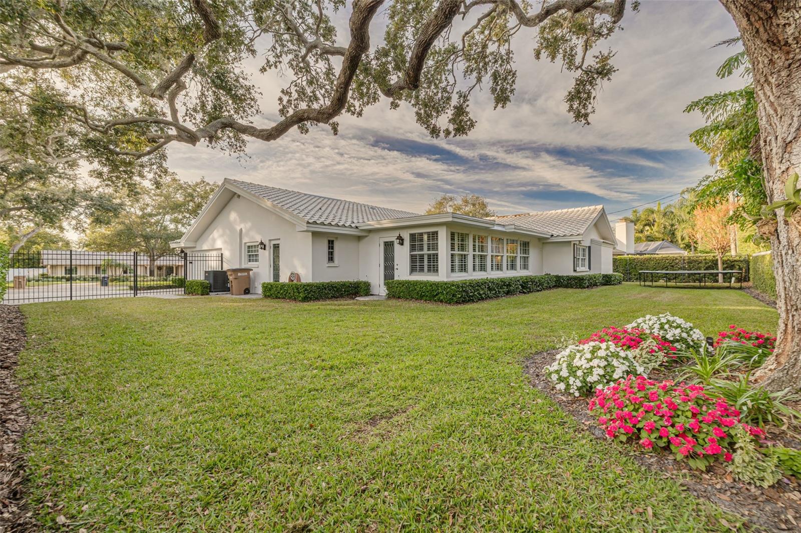 3 Eastwood Ln, Belleair, FL 33756 photo