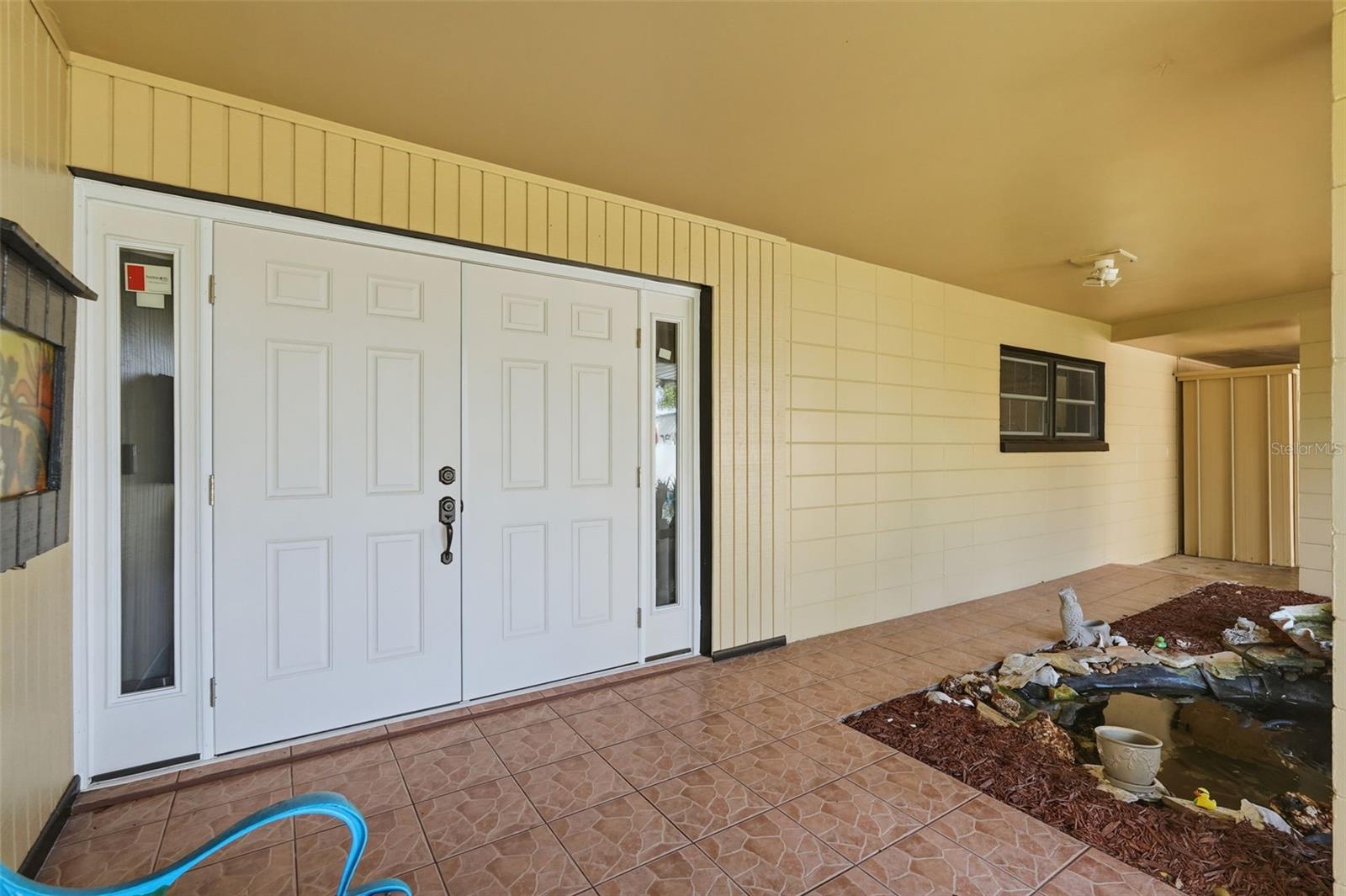 3944 49 Ave, Saint Petersburg, FL 33711 photo