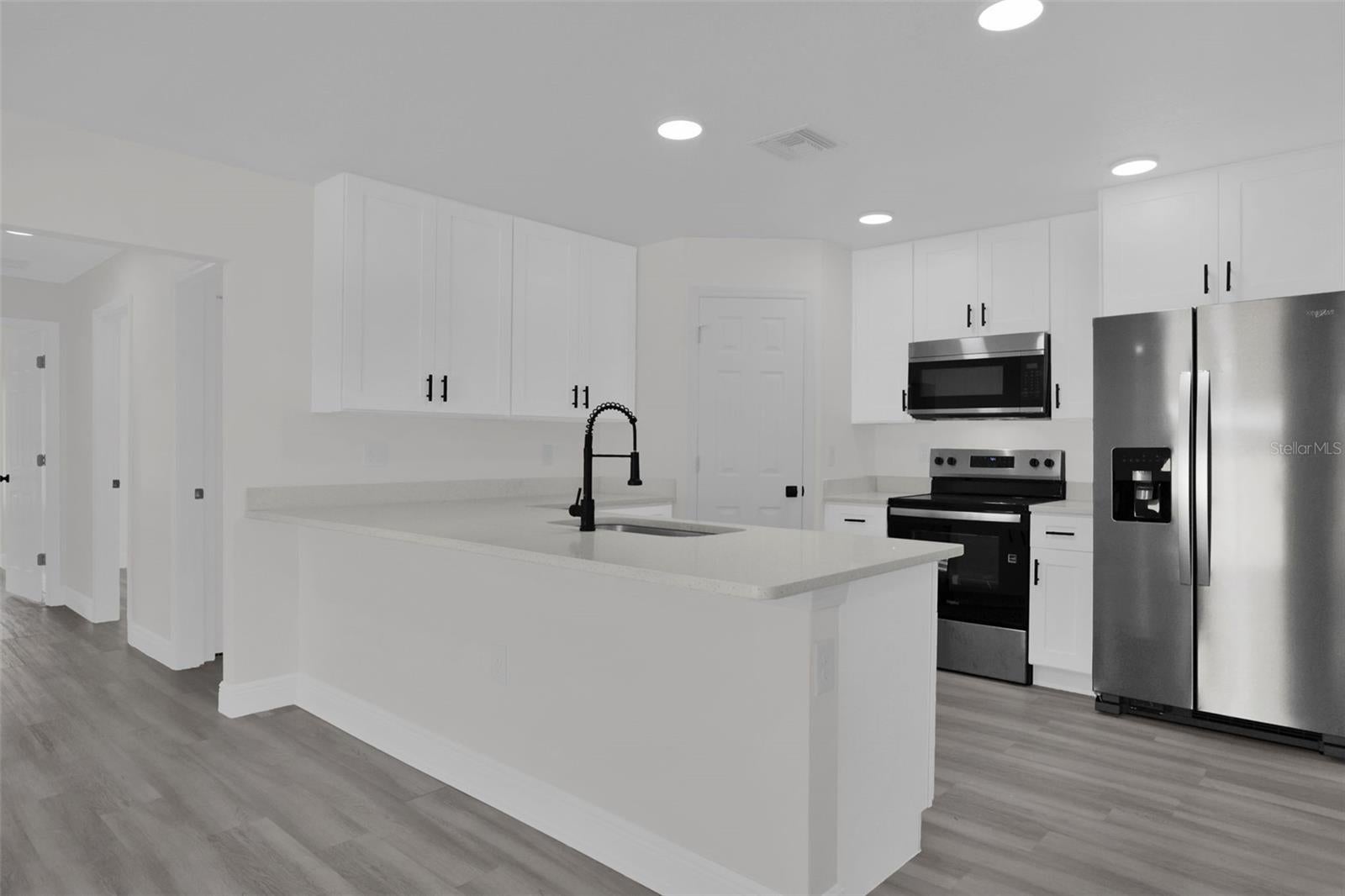 1704 W 15 St, Sanford, FL 32771 photo