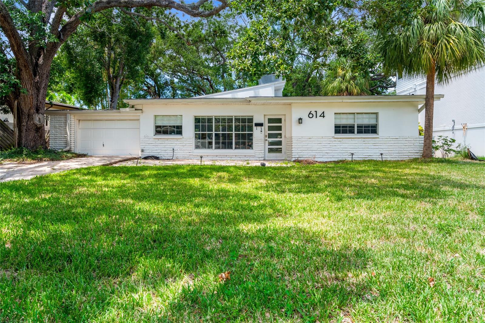 614 Ontario Ave, Tampa, FL 33606 photo