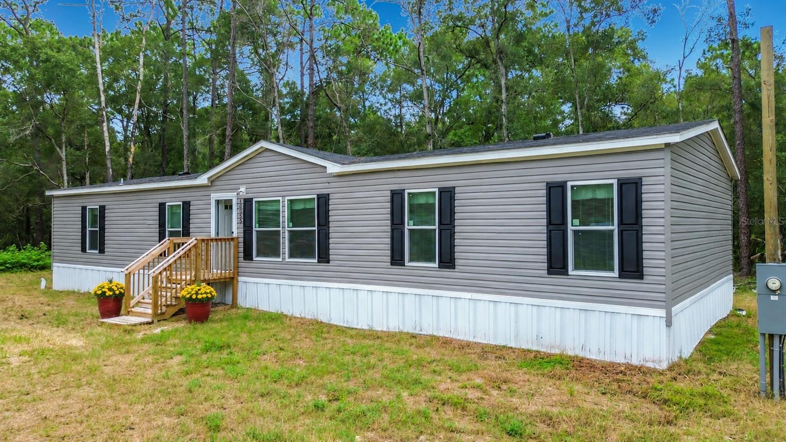 10055 W Ohio Dr, Crystal River, FL 34428 photo