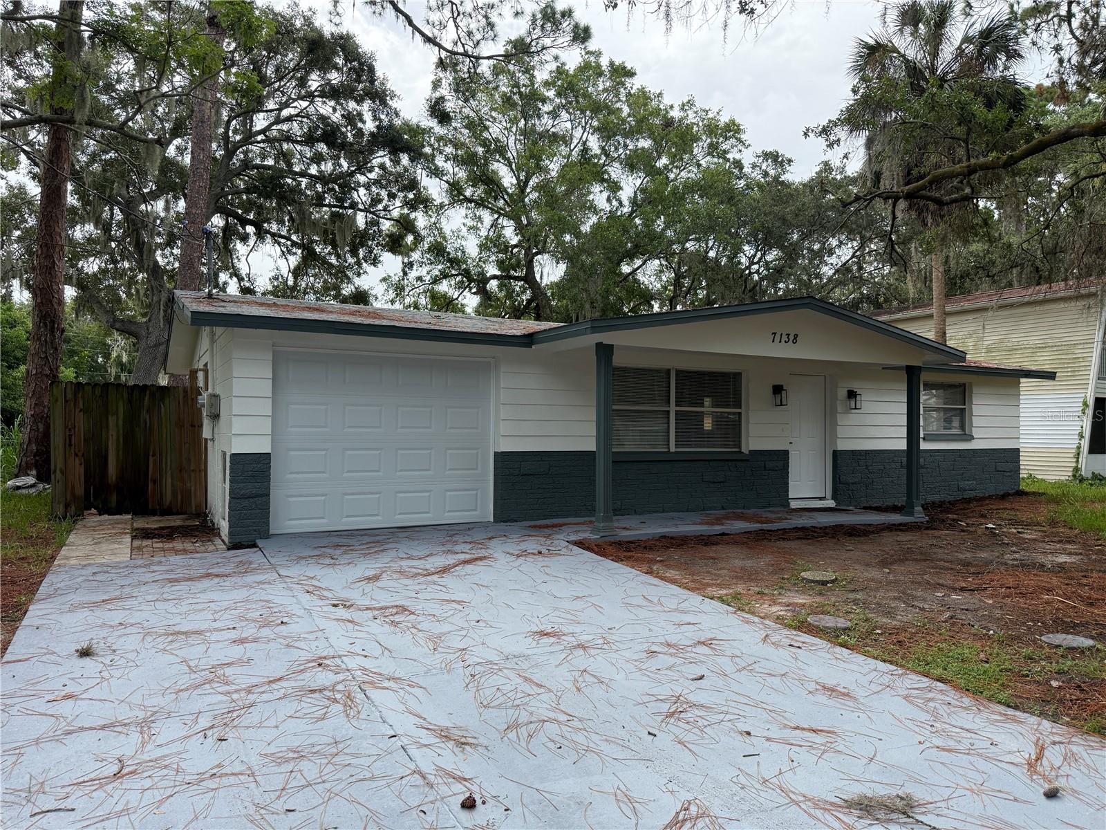 7138 Pinewood Dr, New Port Richey, FL 34652 photo