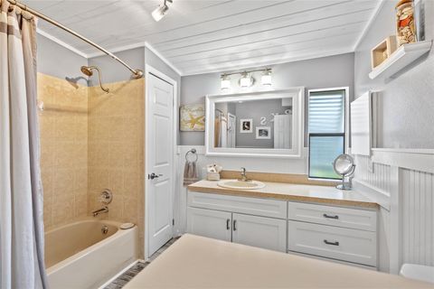 Manufactured Home in PUNTA GORDA FL 5464 RIVER BAY DRIVE 20.jpg