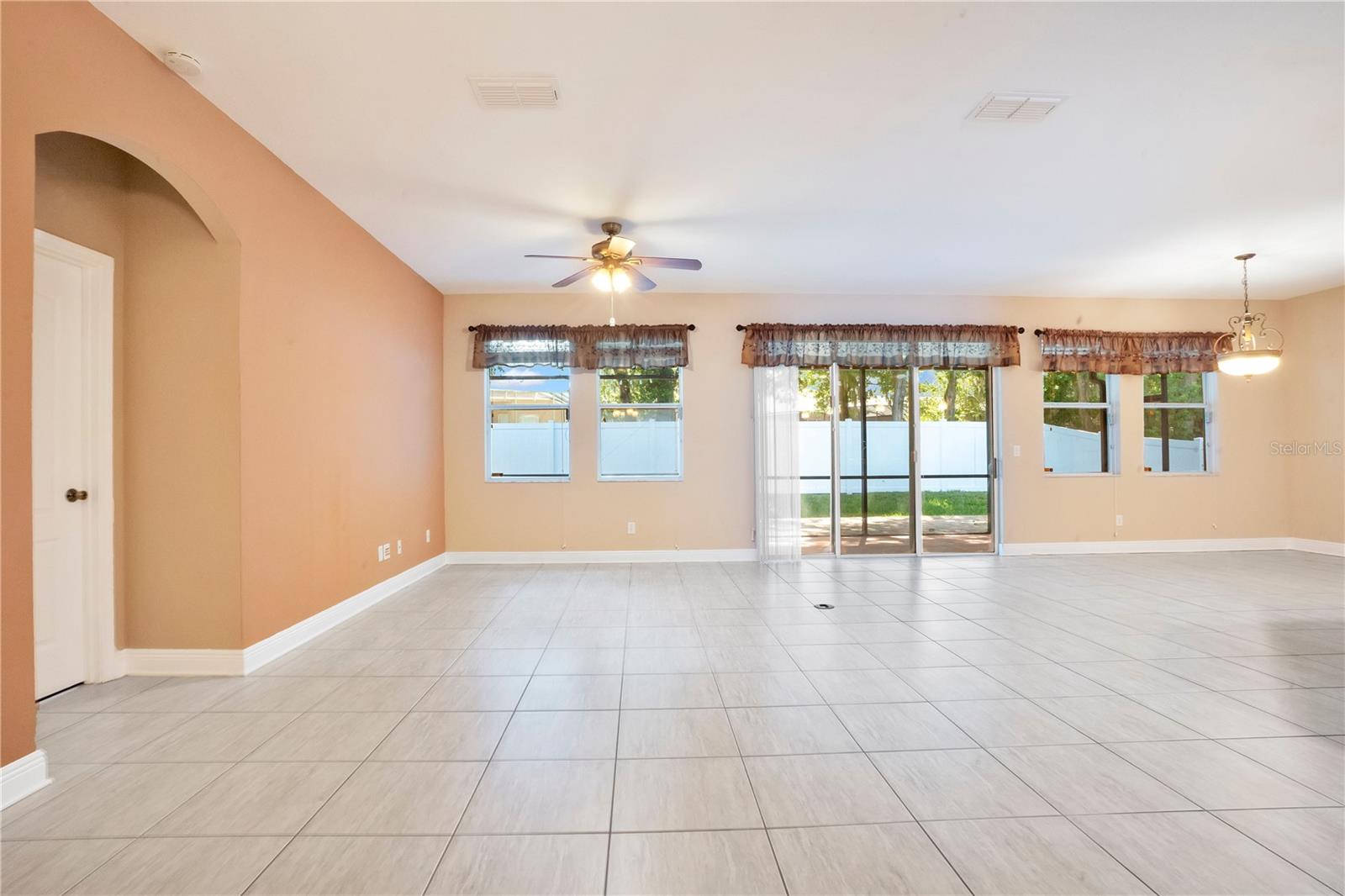 2210 Valterra Vista Way, Valrico, FL 33594 photo