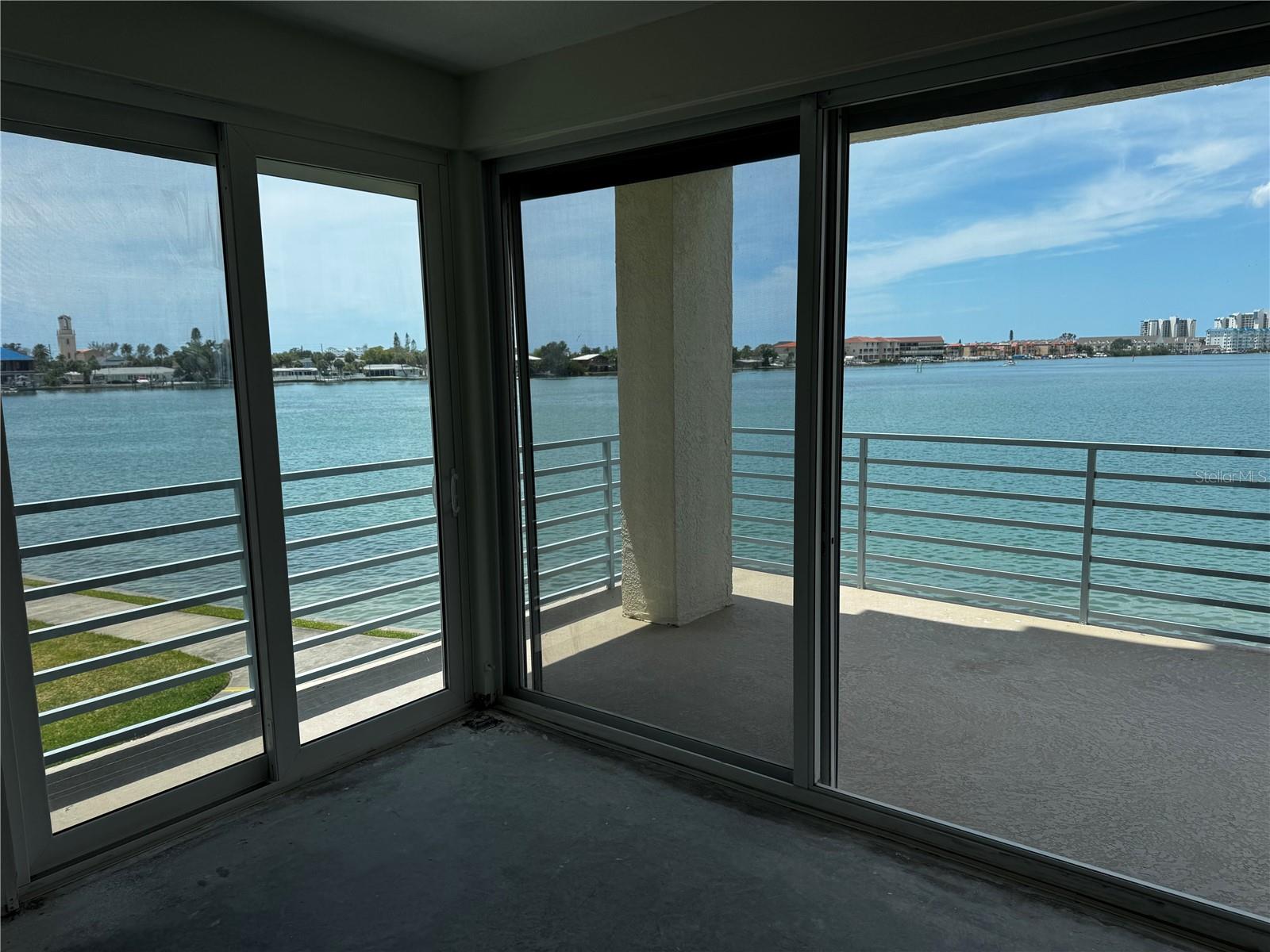 7932 Sailboat Key Blvd, South Pasadena, FL 33707