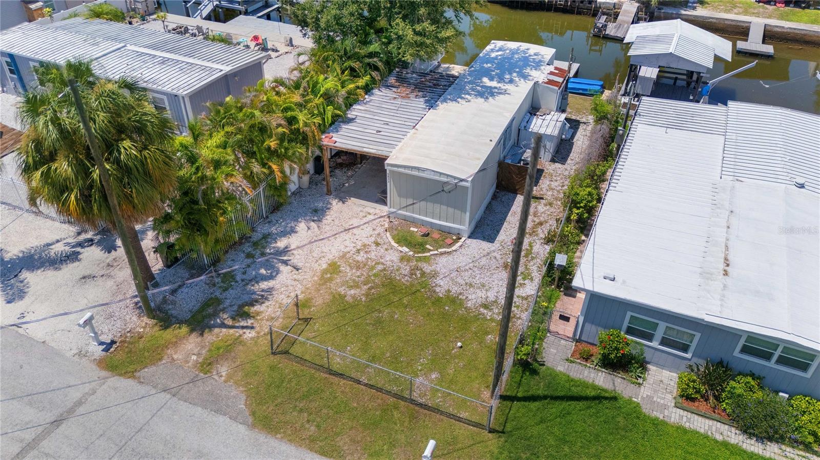 6833 Flicker Ln, Hudson, FL 34667