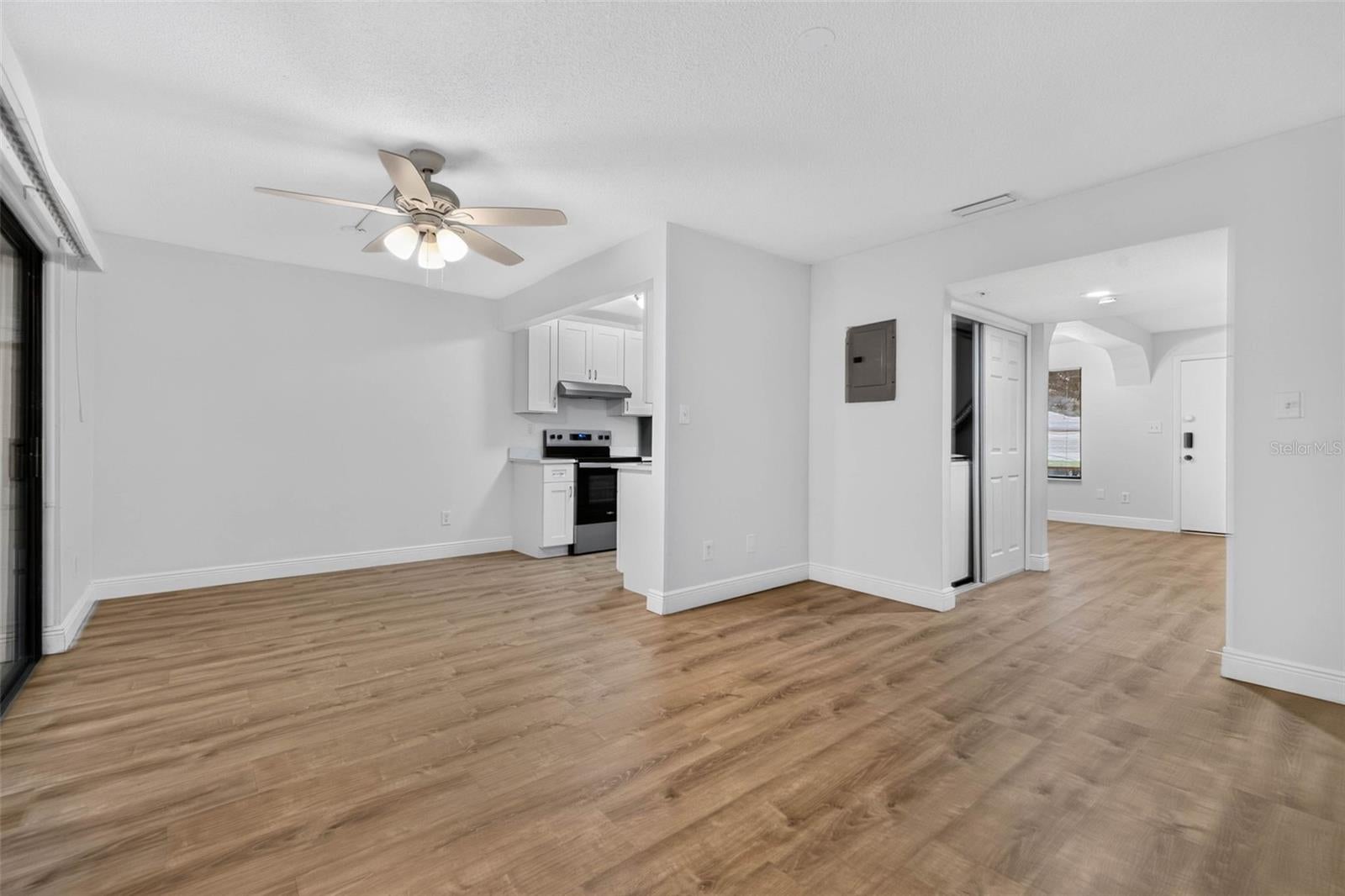 9005 Pebble Creek Dr, Tampa, FL 33647 photo