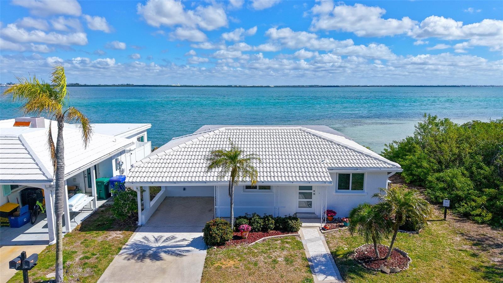 948 Spanish Dr, Longboat Key, FL 34228
