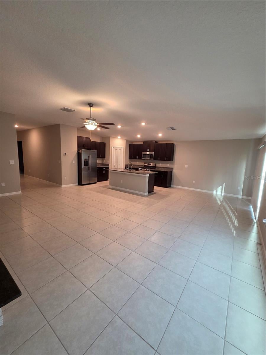 9306 Channing Hill Dr, Ruskin, FL 33573 photo