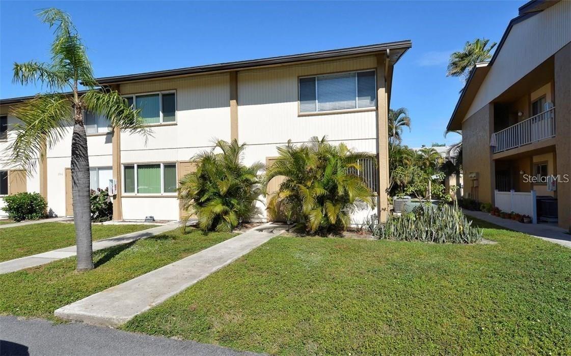 2946 Clark Rd, Sarasota, FL 34231