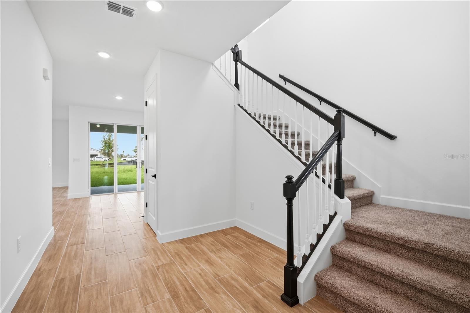 5139 Spring Maiden Cir, Apollo Beach, FL 33572 photo