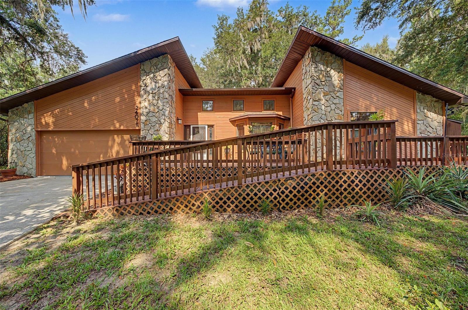 24075 Winding Creek Dr, Brooksville, FL 34601 photo