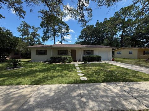 Single Family Residence in GAINESVILLE FL 1638 NE 30TH AVENUE.jpg