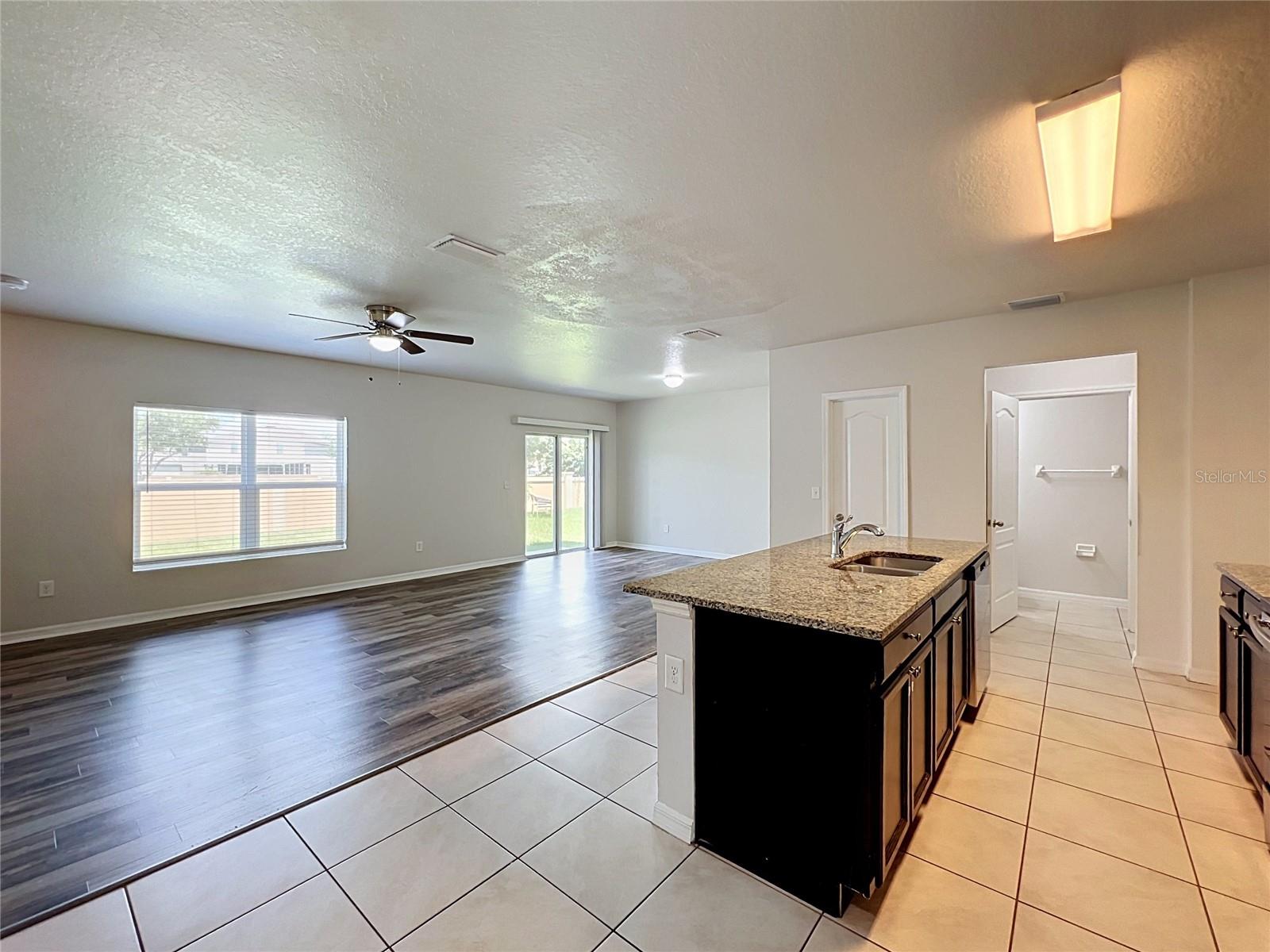 14425 Dunrobin Dr, Wimauma, FL 33598 photo