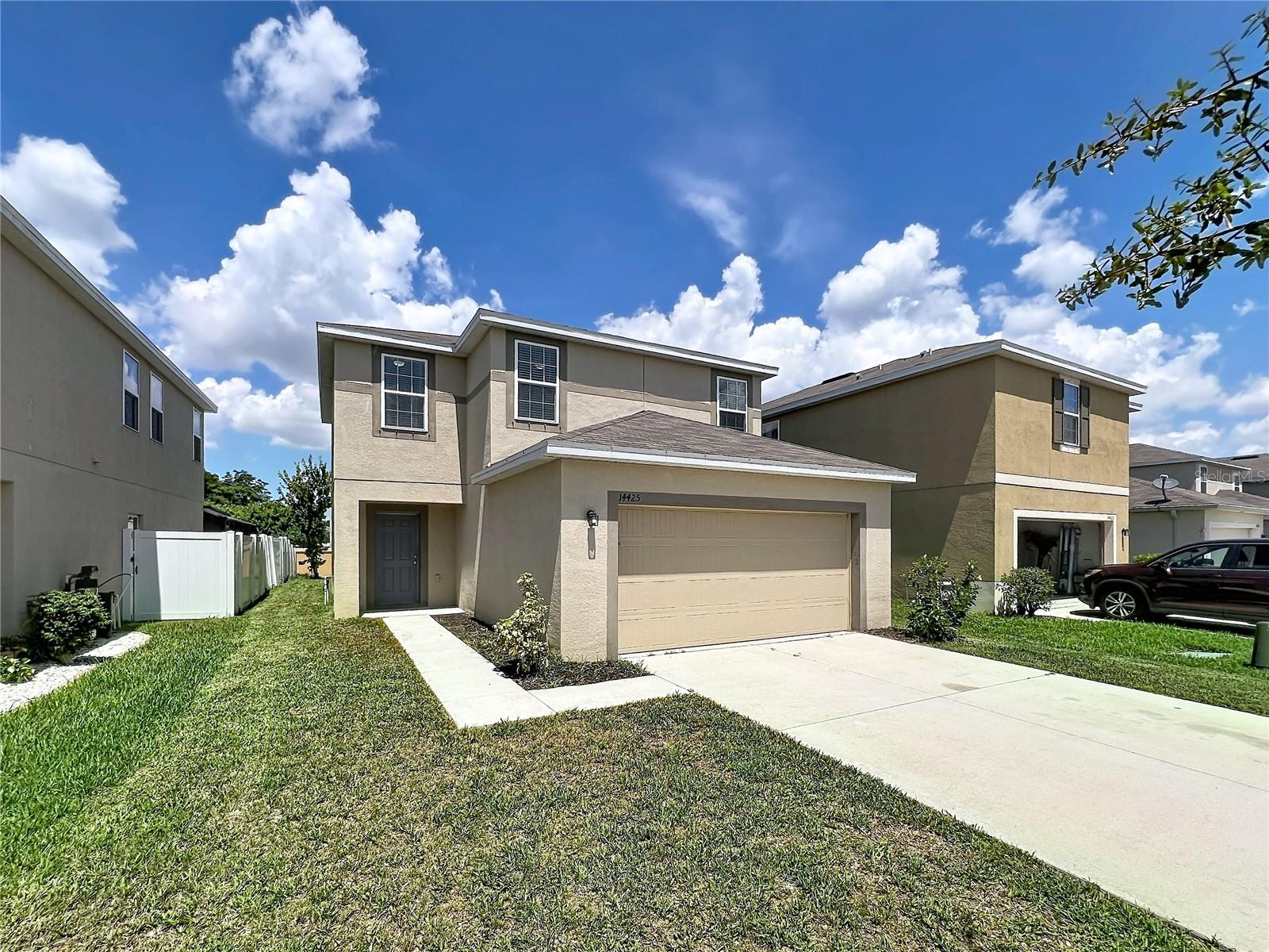 14425 Dunrobin Dr, Wimauma, FL 33598 photo