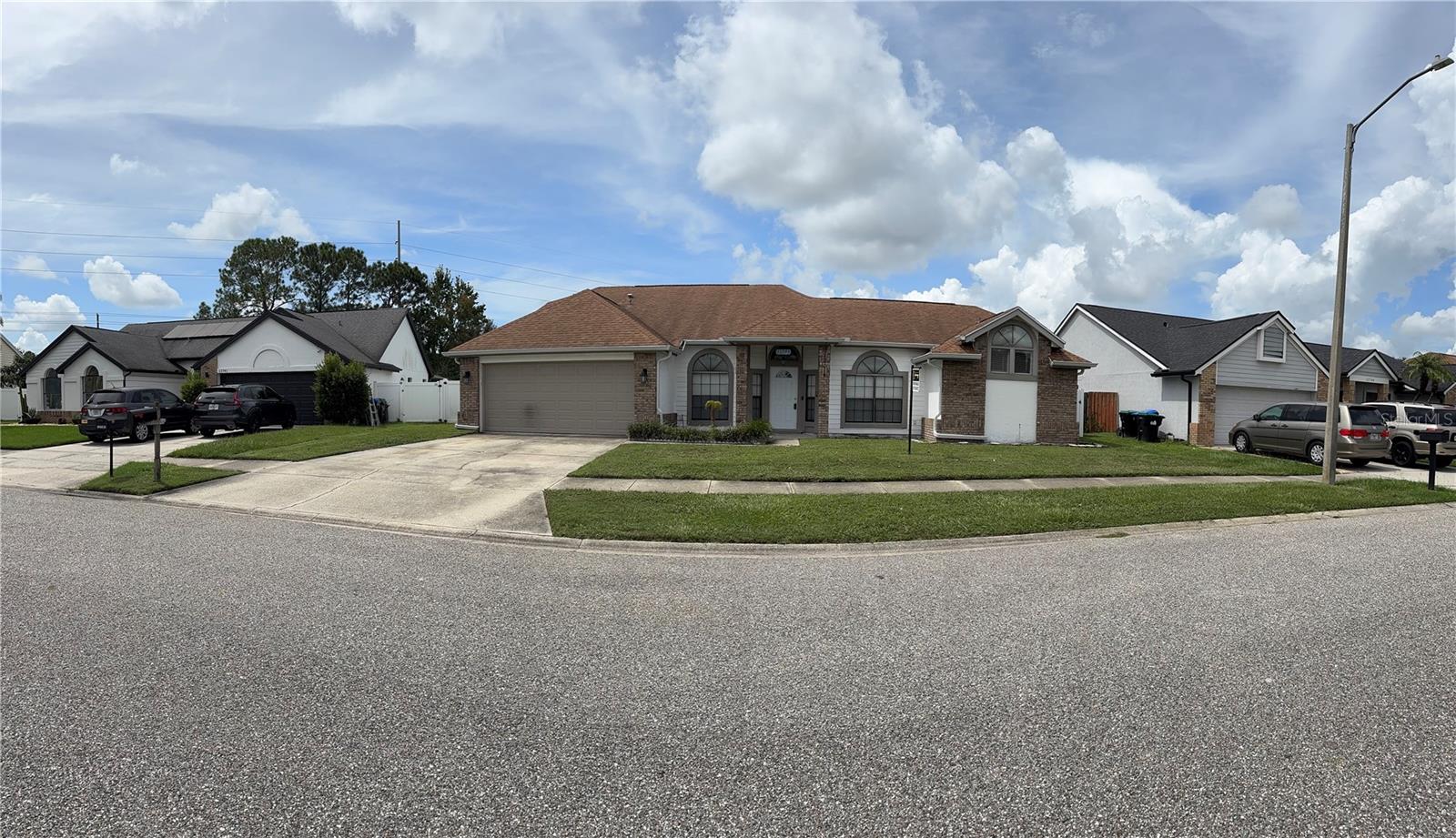 12745 Newfield Dr, Orlando, FL 32837 photo