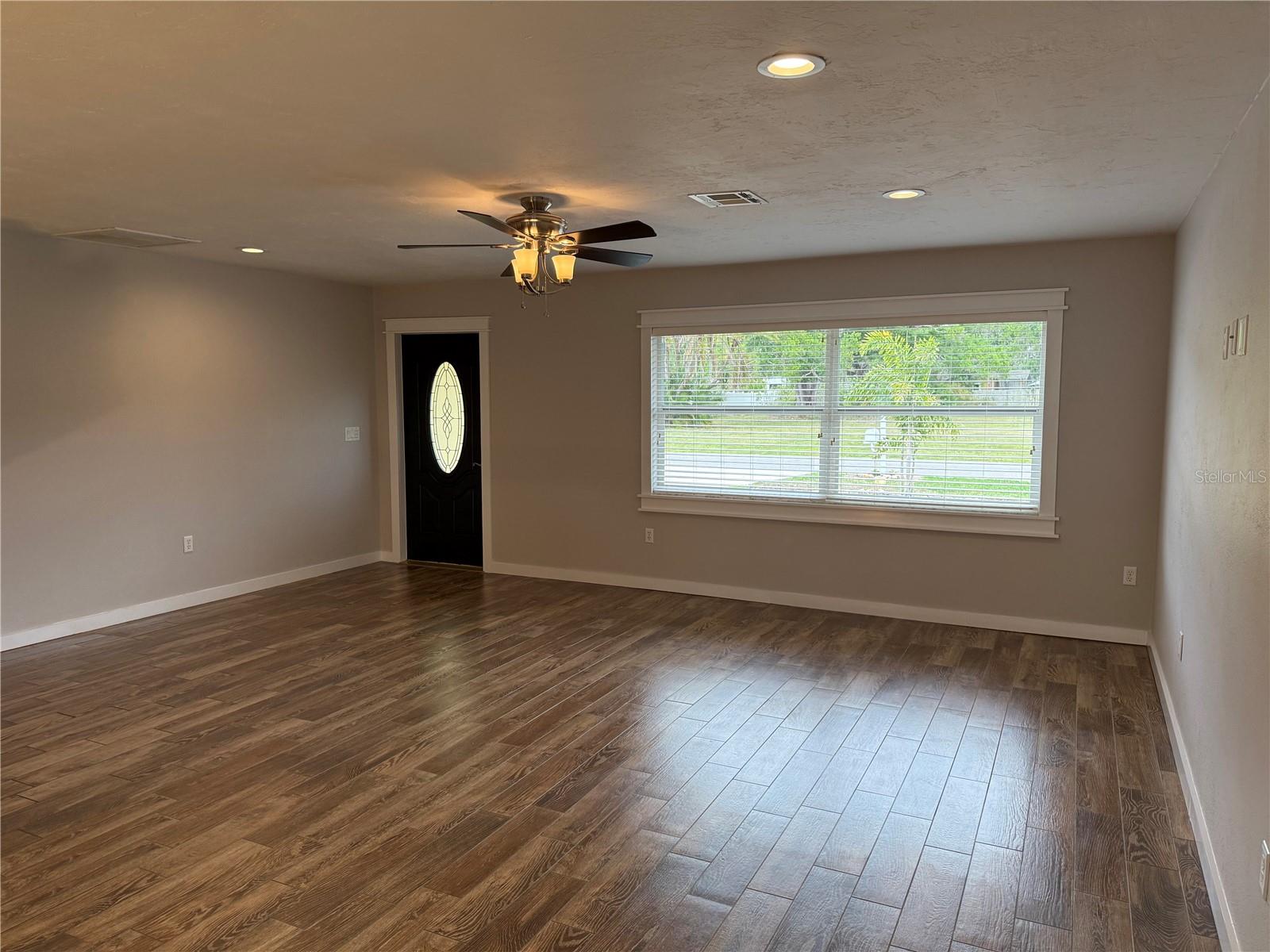98 Dade Ave, Sarasota, FL 34232 photo