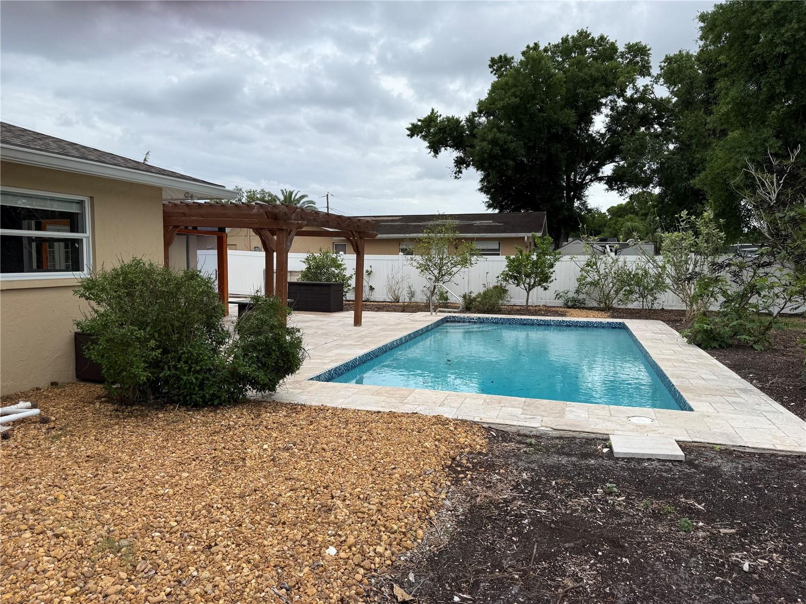 98 Dade Ave, Sarasota, FL 34232 photo