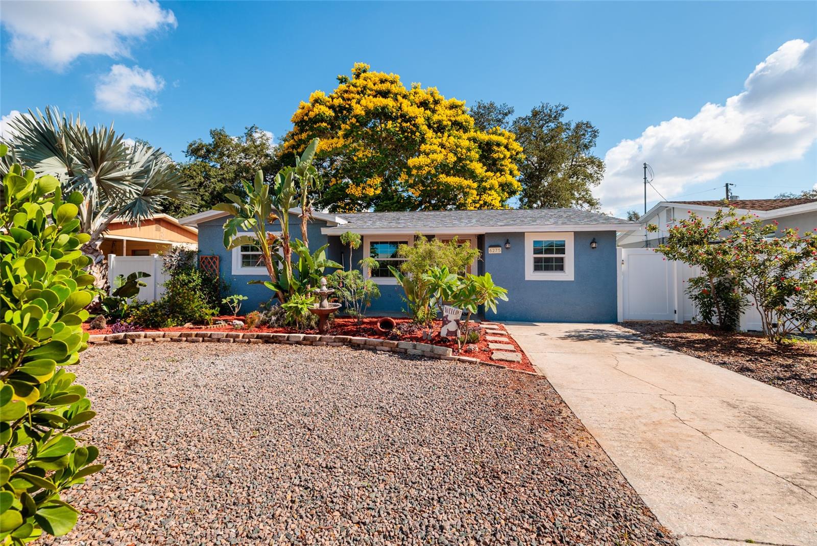 6275 51 Ave, Saint Petersburg, FL 33709 photo
