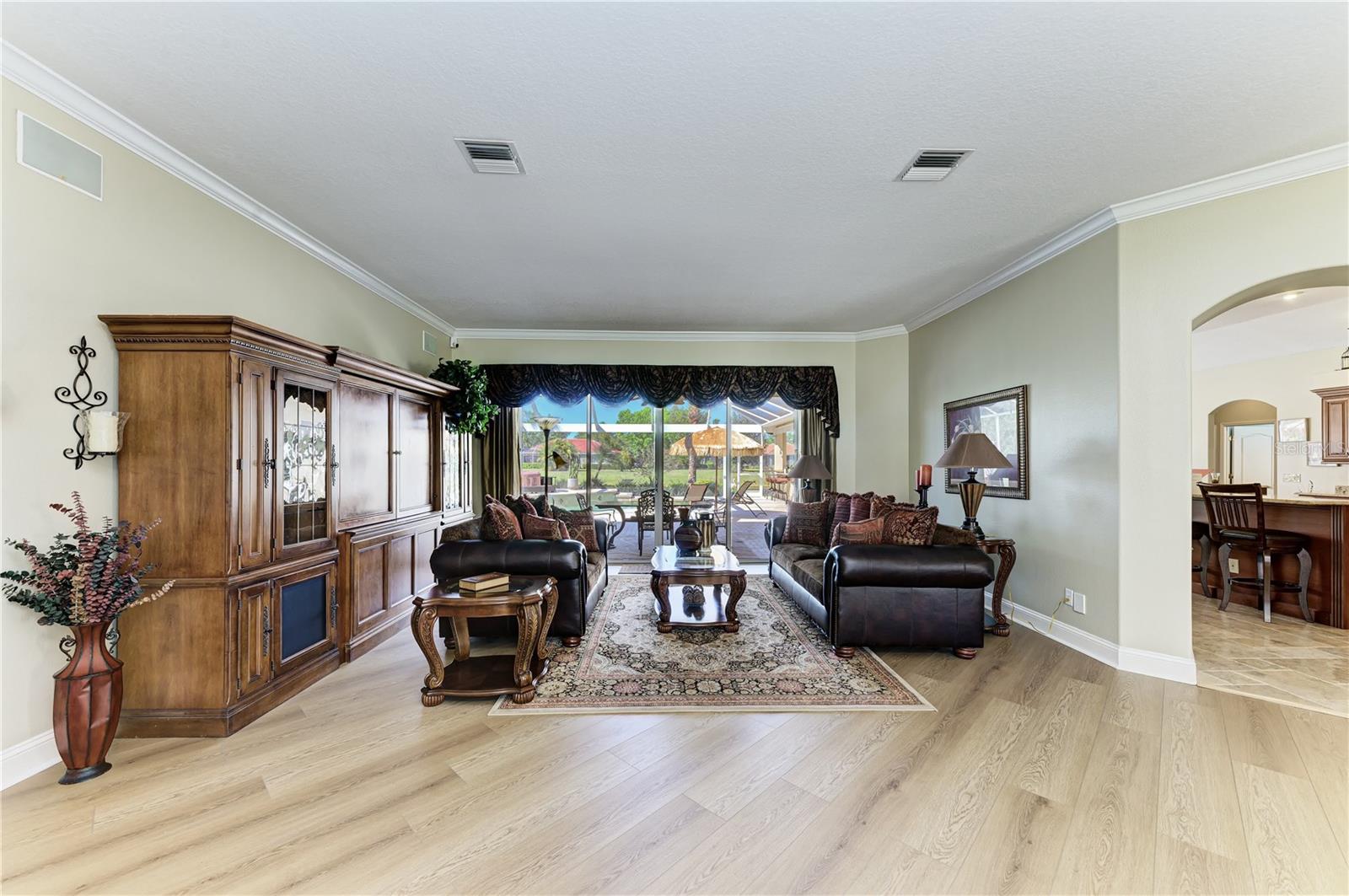 8315 Eagle Xing, Sarasota, FL 34241 photo