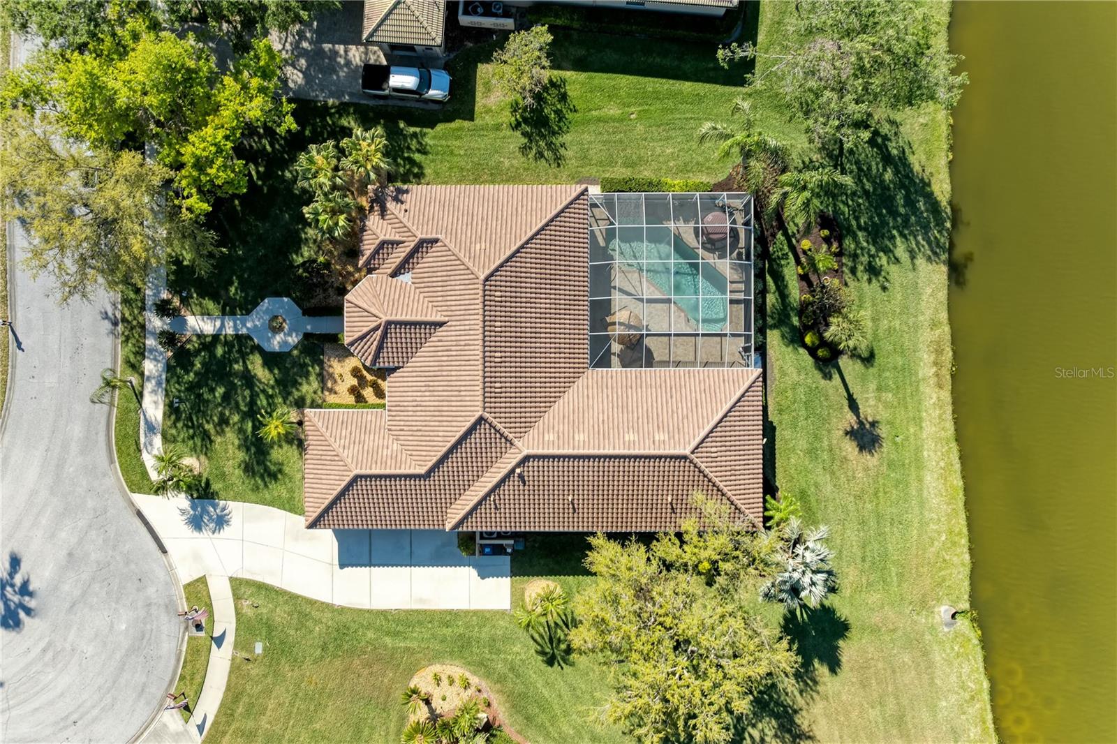 8315 Eagle Xing, Sarasota, FL 34241 photo