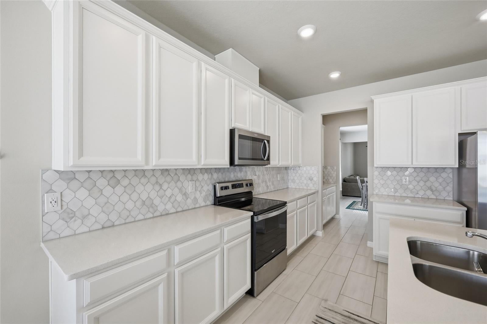 2252 Crossbow St, Clermont, FL 34715 photo