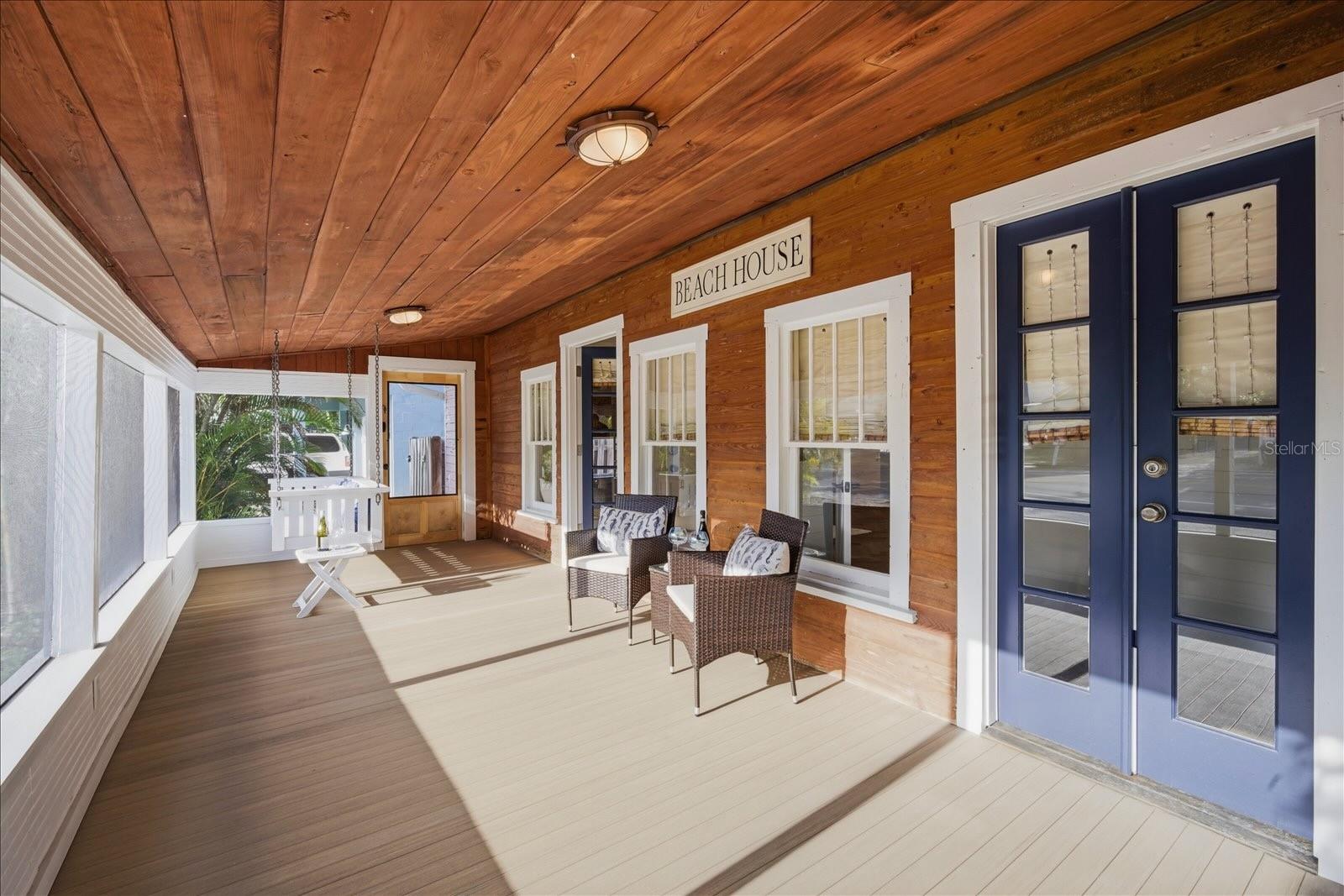 2913 Gulf Dr, Holmes Beach, FL 34217 photo