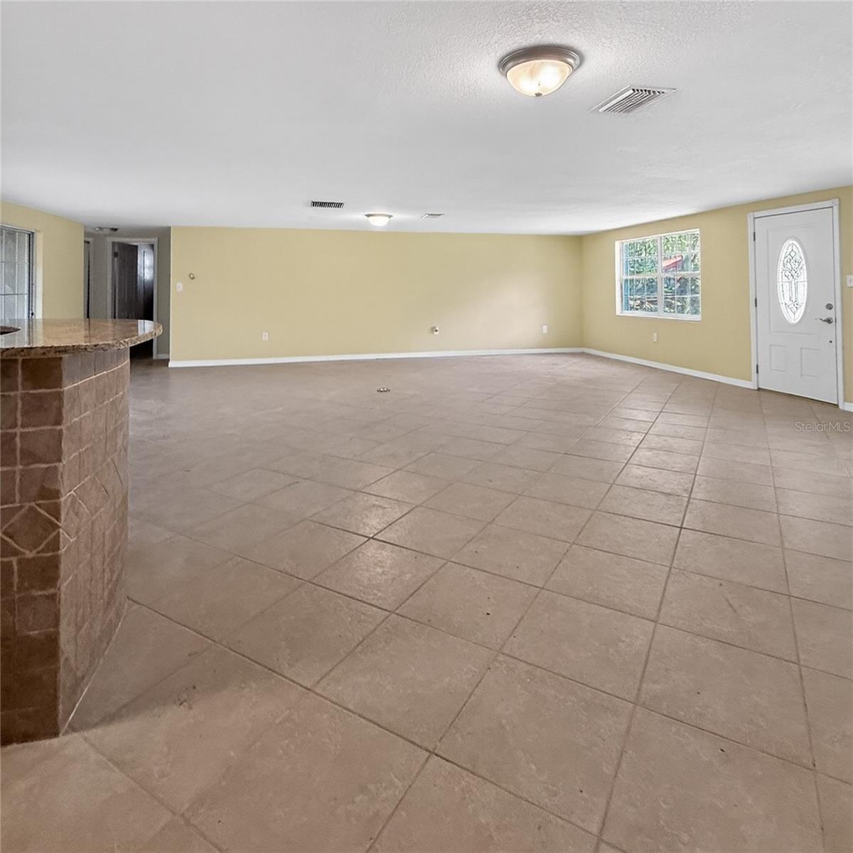 17220 Estes Rd, Lutz, FL 33548 photo