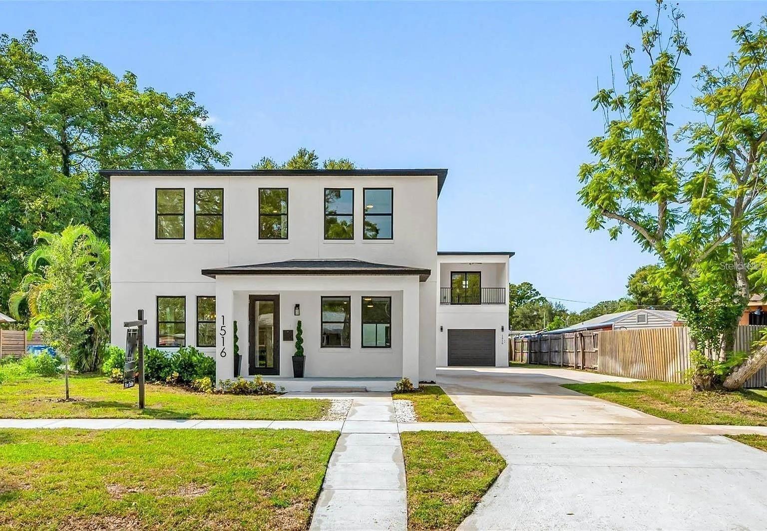 1516 59 St, Saint Petersburg, FL 33710