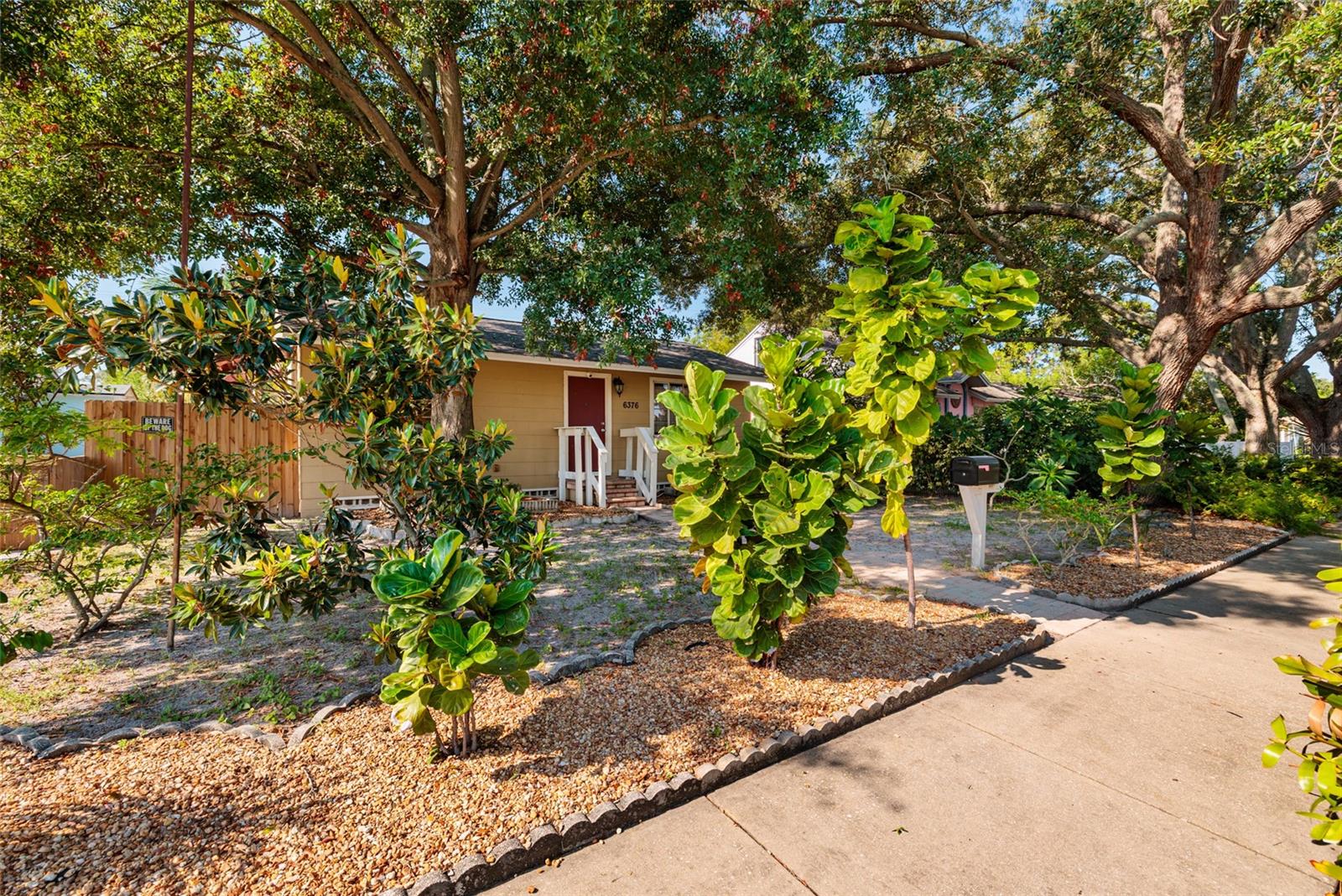 6376 4 Ave, Saint Petersburg, FL 33707 photo