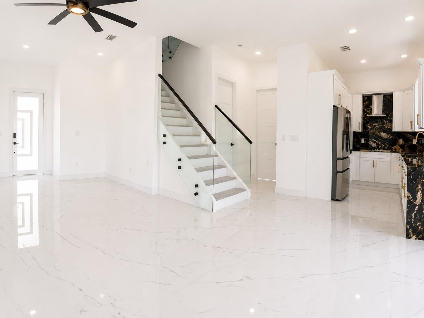 6510 Simone Shores Cir, Apollo Beach, FL 33572 photo