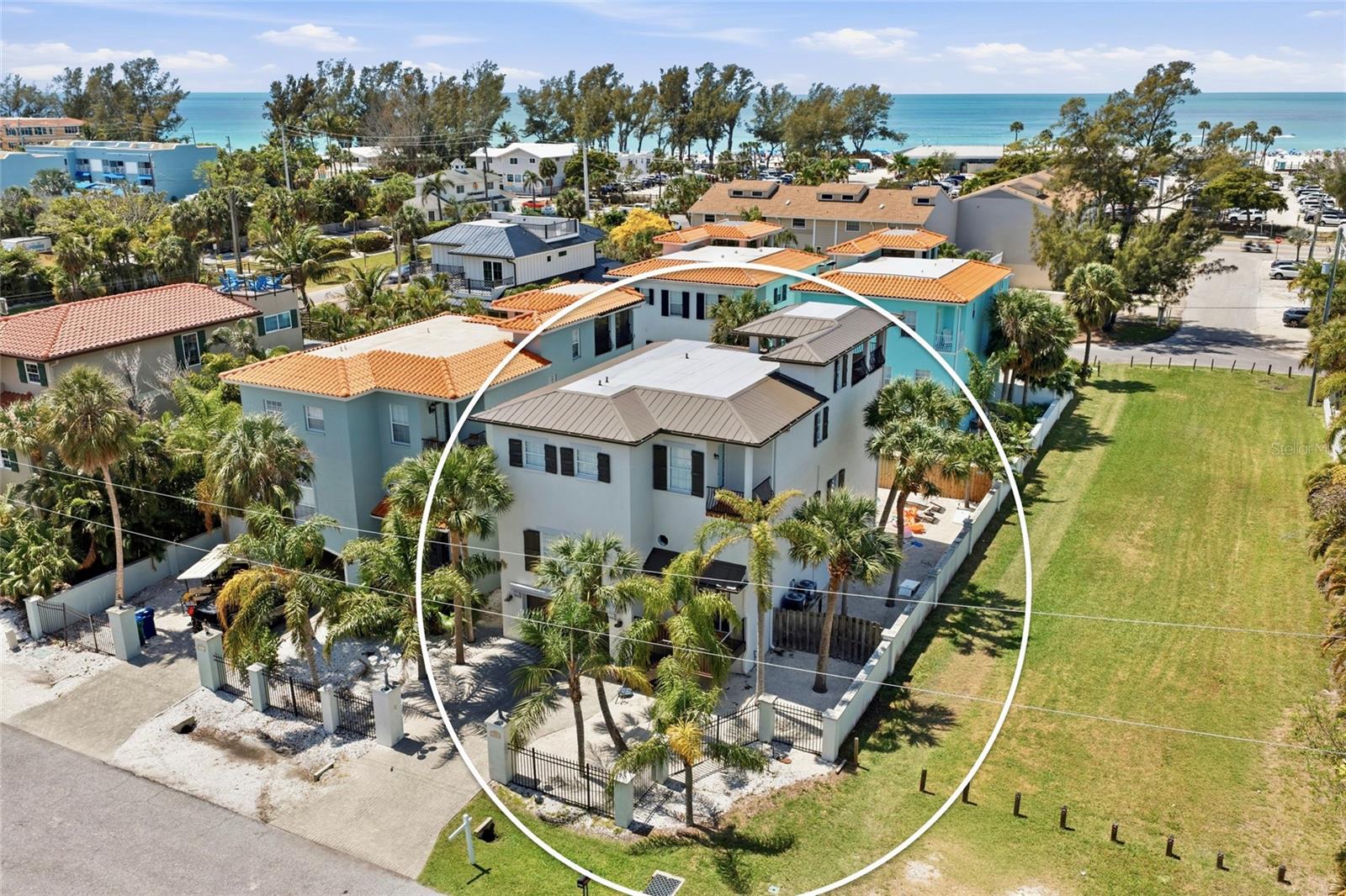4006 5 Ave, Holmes Beach, FL 34217 photo
