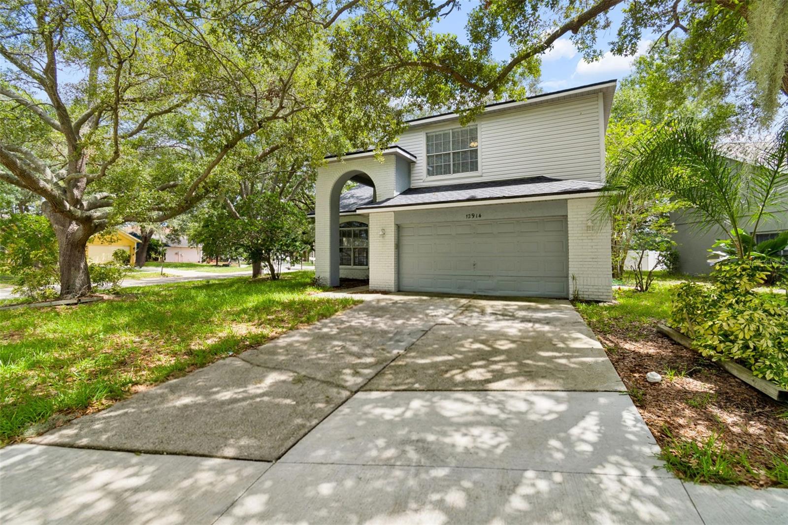 12914 Longcrest Dr, Riverview, FL 33579