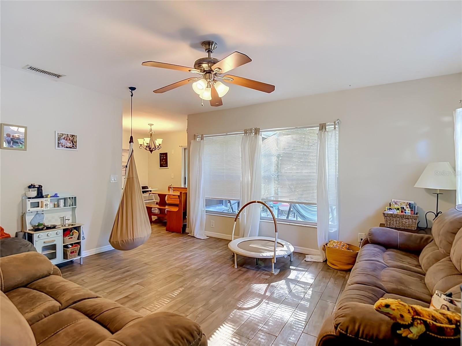 15101 Morning Dr, Lutz, FL 33559 photo