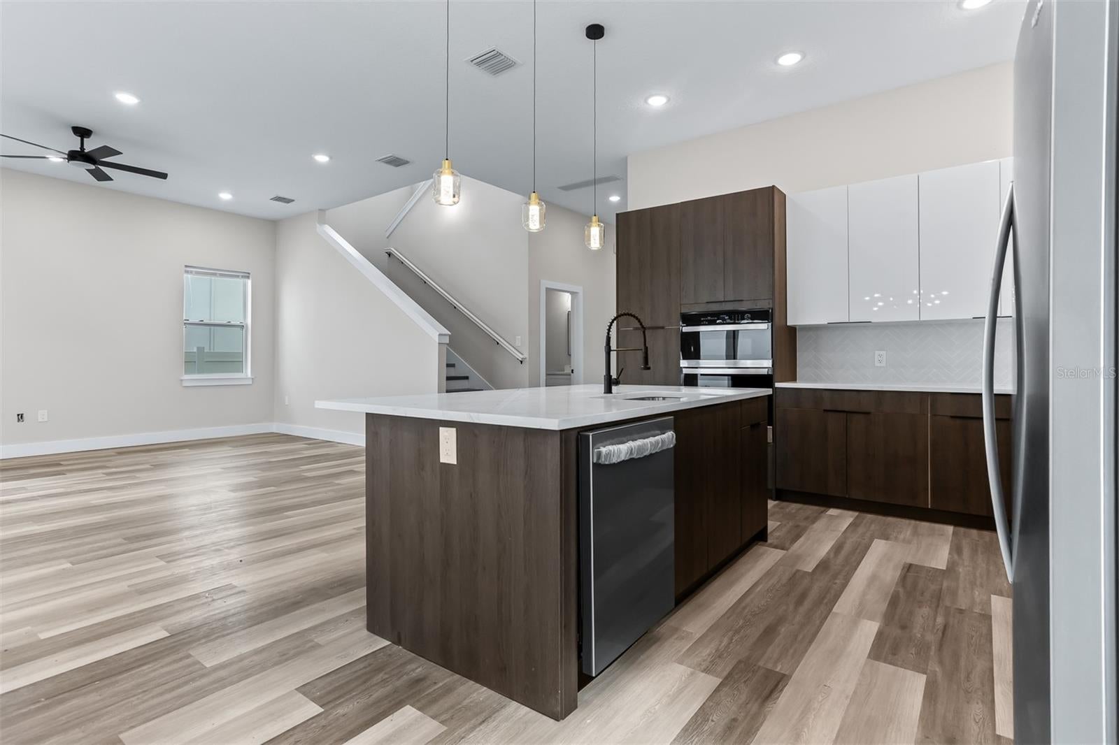 816 46 Ave, Saint Petersburg, FL 33703 photo