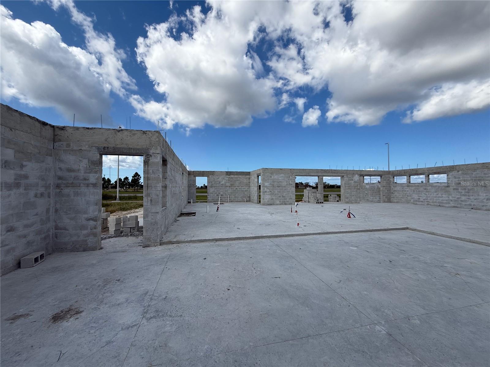 324 NW 31 Pl, Cape Coral, FL 33993 photo