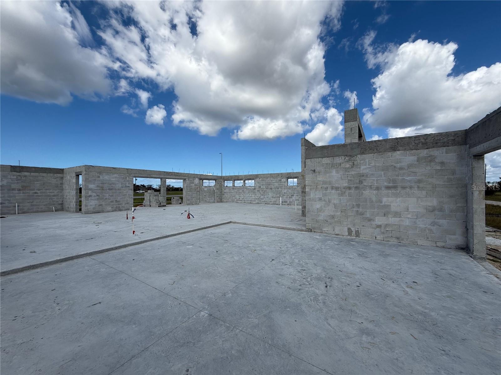 324 NW 31 Pl, Cape Coral, FL 33993 photo