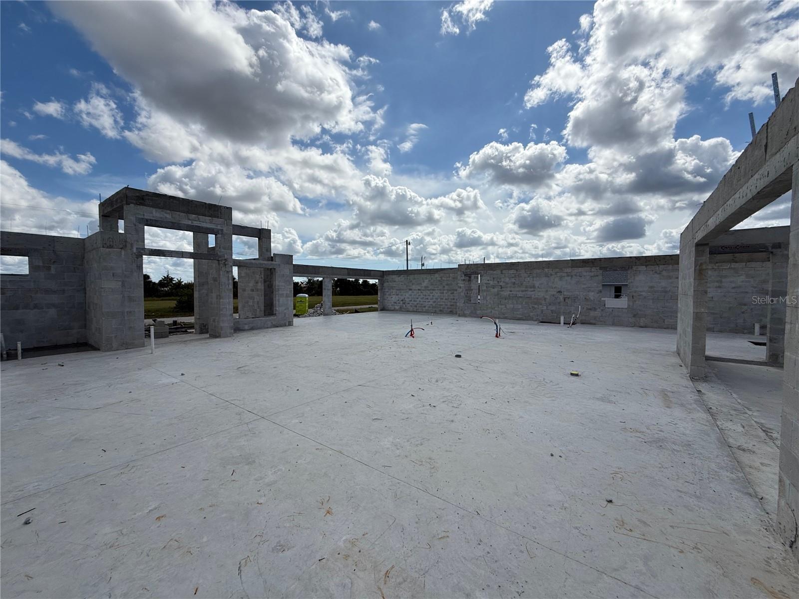 324 NW 31 Pl, Cape Coral, FL 33993 photo