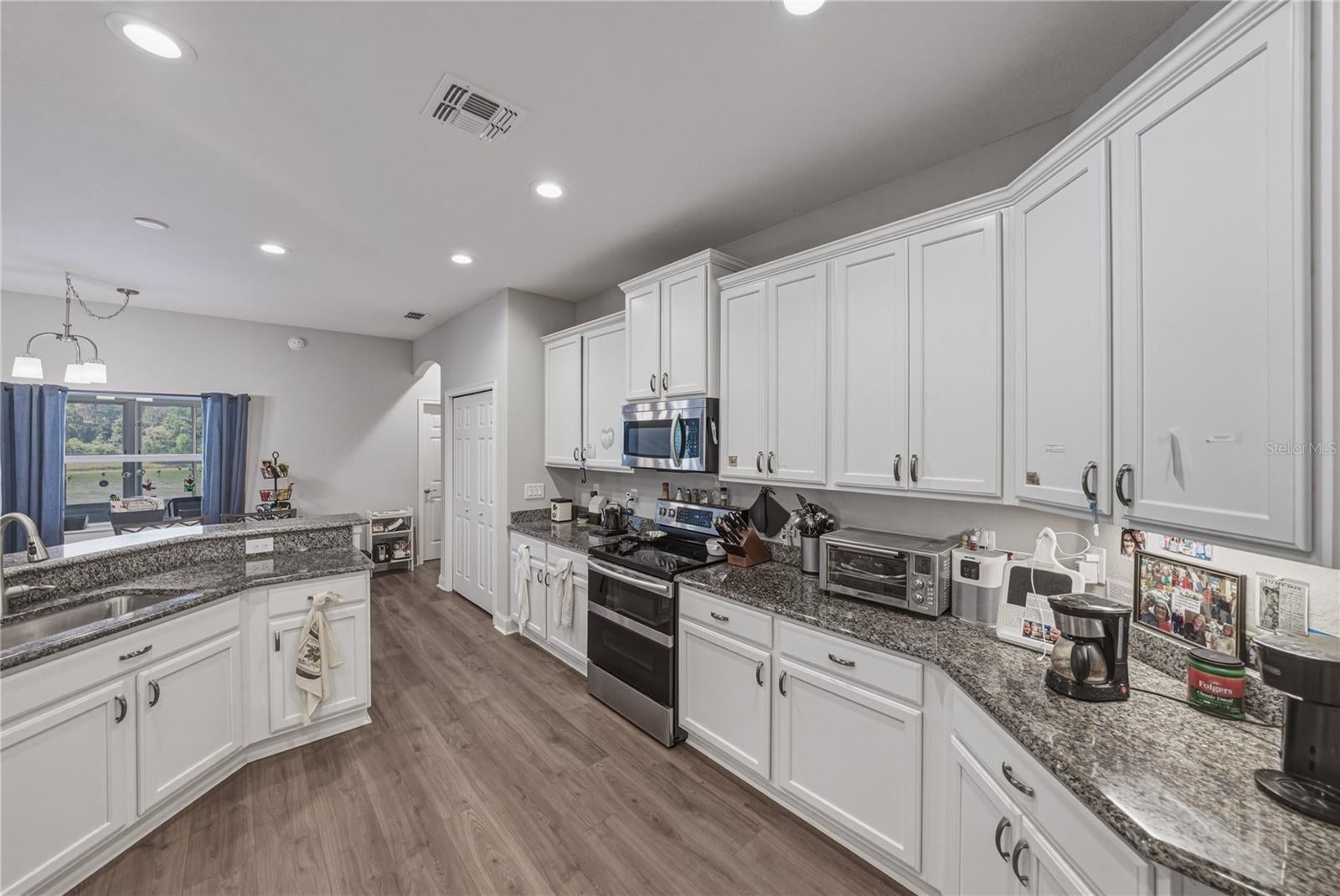 1444 Cypress View Ln, Lakeland, FL 33811 photo