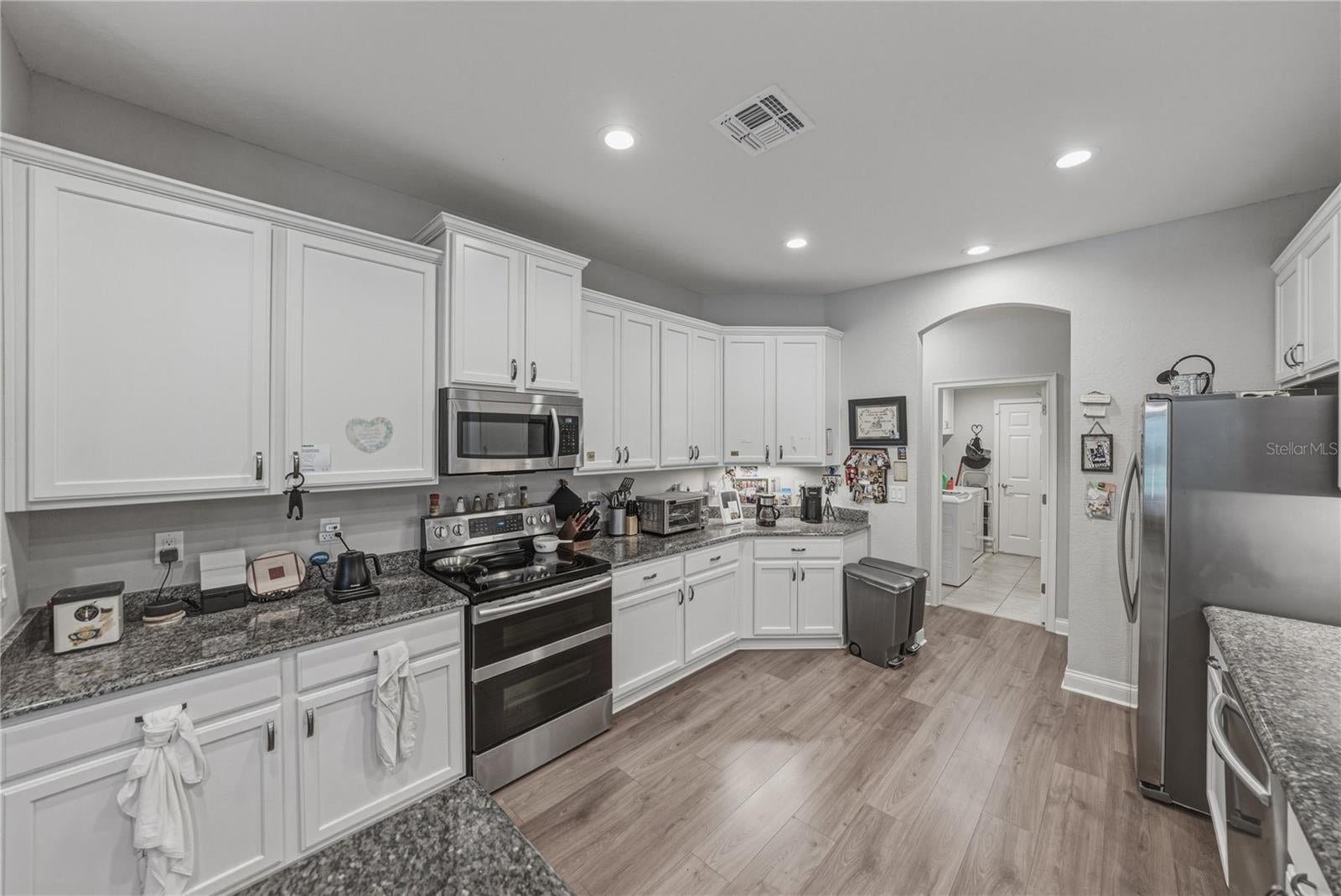 1444 Cypress View Ln, Lakeland, FL 33811 photo