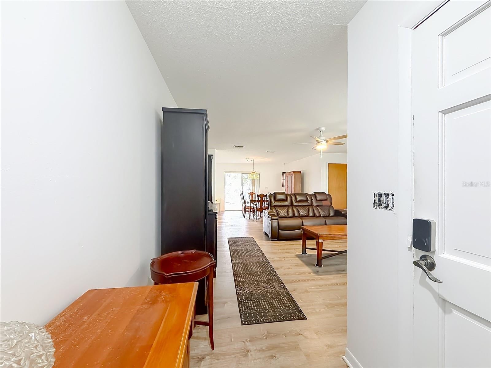 1975 N Scenic Way, Crystal River, FL 34429 photo