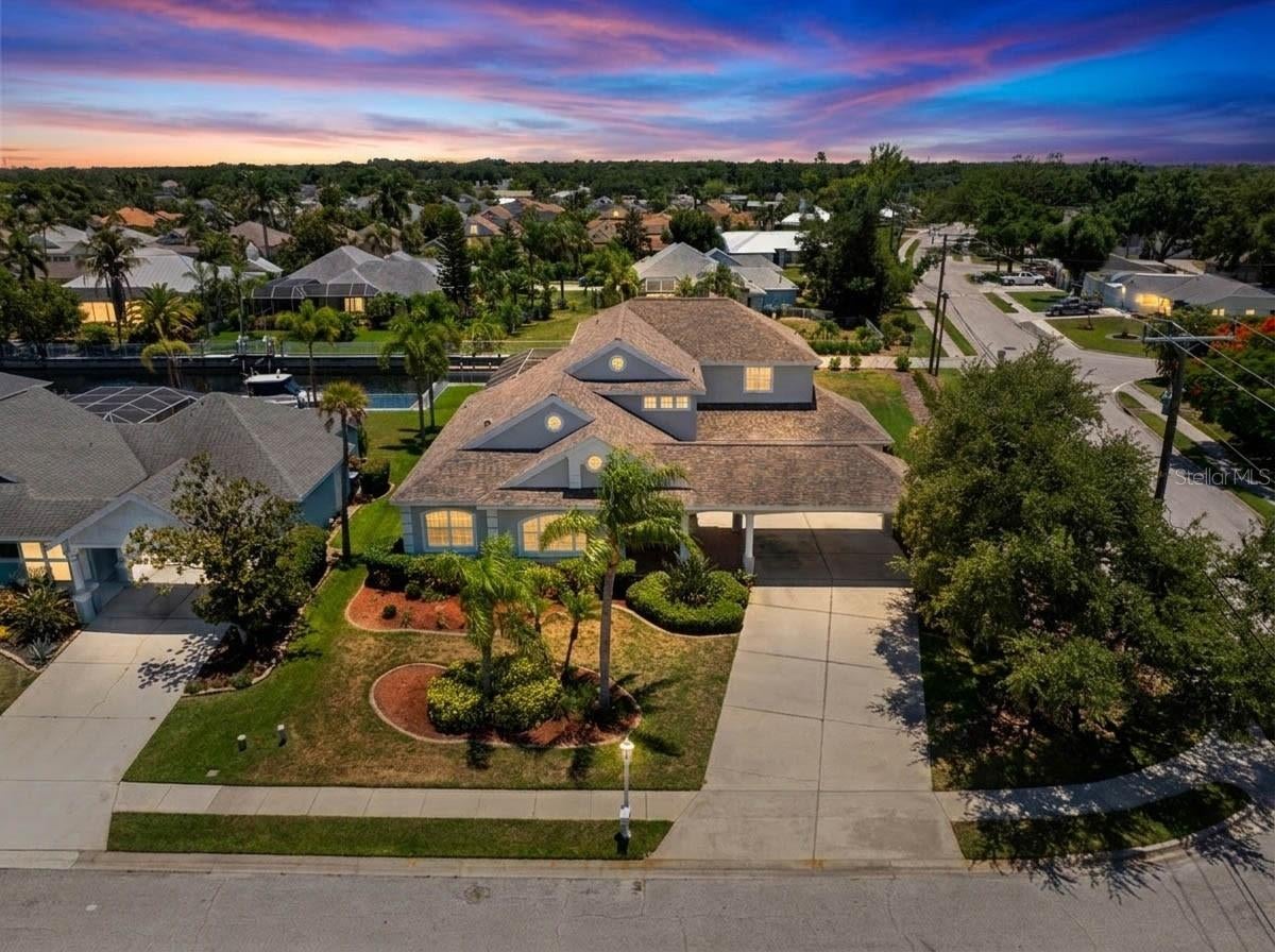 4306 Barracuda Dr, Bradenton, FL 34208 photo