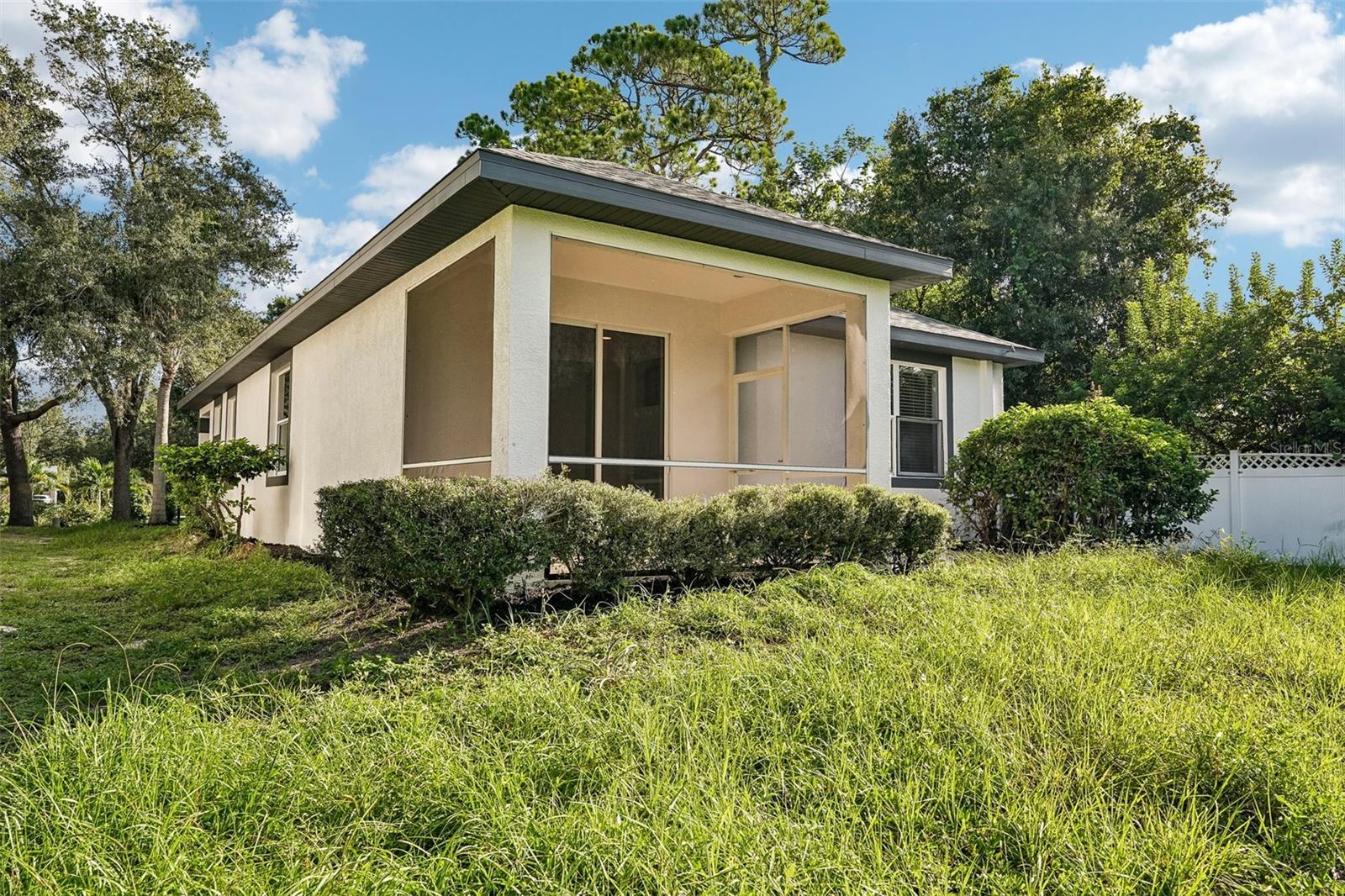 1468 Daryl Dr, Sarasota, FL 34232 photo