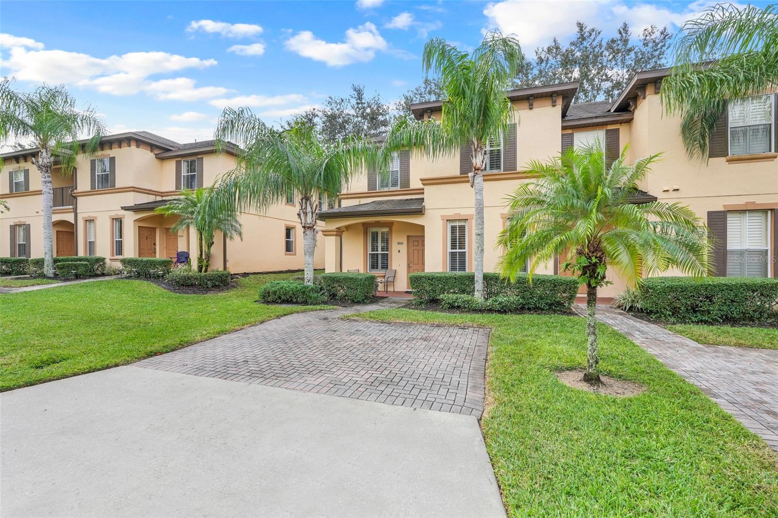 3001 Calabria Ave, Davenport, FL 33897 photo