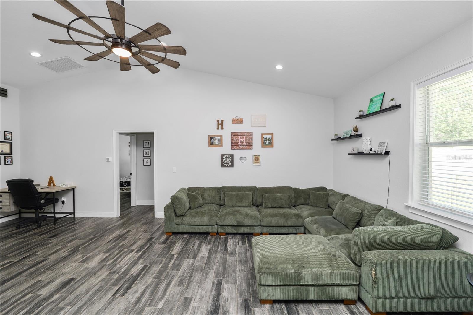 113 Mckean St, Auburndale, FL 33823 photo