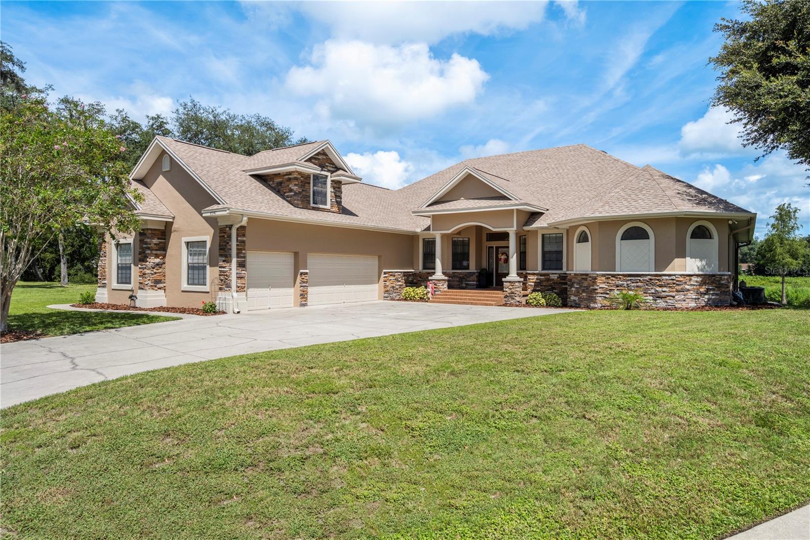 8041 Margate Way, Lakeland, FL 33809 photo