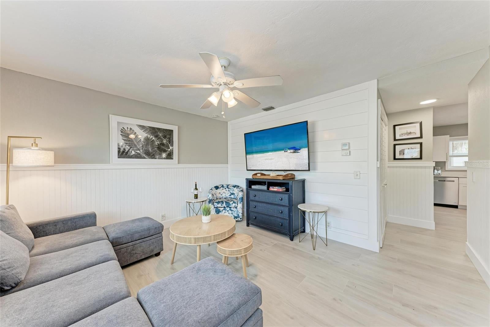 101 25 St #1, Bradenton Beach, FL 34217 photo